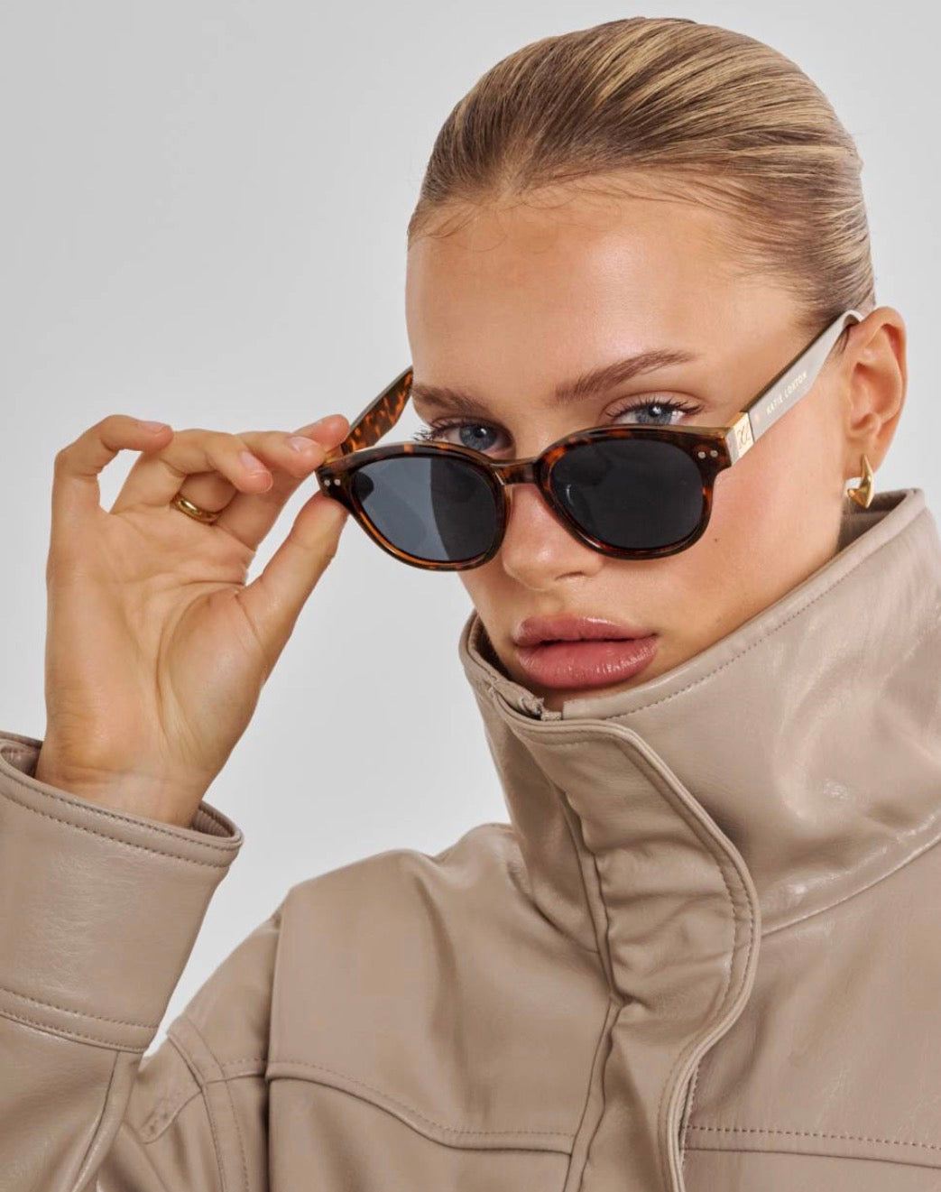 Bologna Round Square Sunglasses- Tortoiseshell