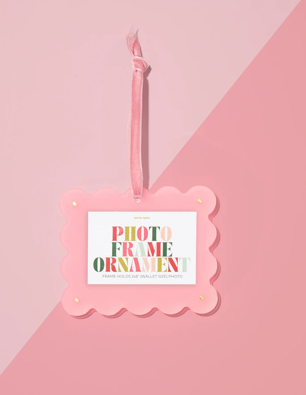 Scalloped Frame Ornament - Light Pink