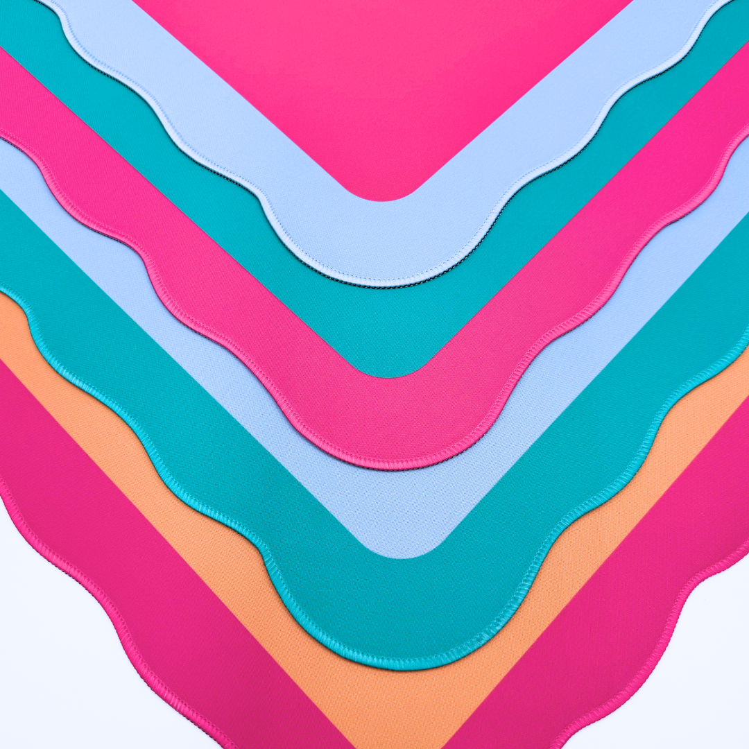 Scalloped Mahjong Mat | Bright Colors | 31" x 31": Orange Center- Pink Scallop