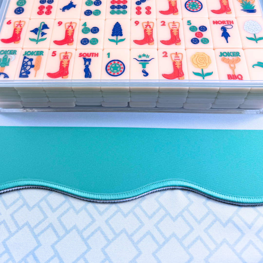 Scalloped Mahjong Mat | Bright Colors | 31" x 31": Orange Center- Pink Scallop
