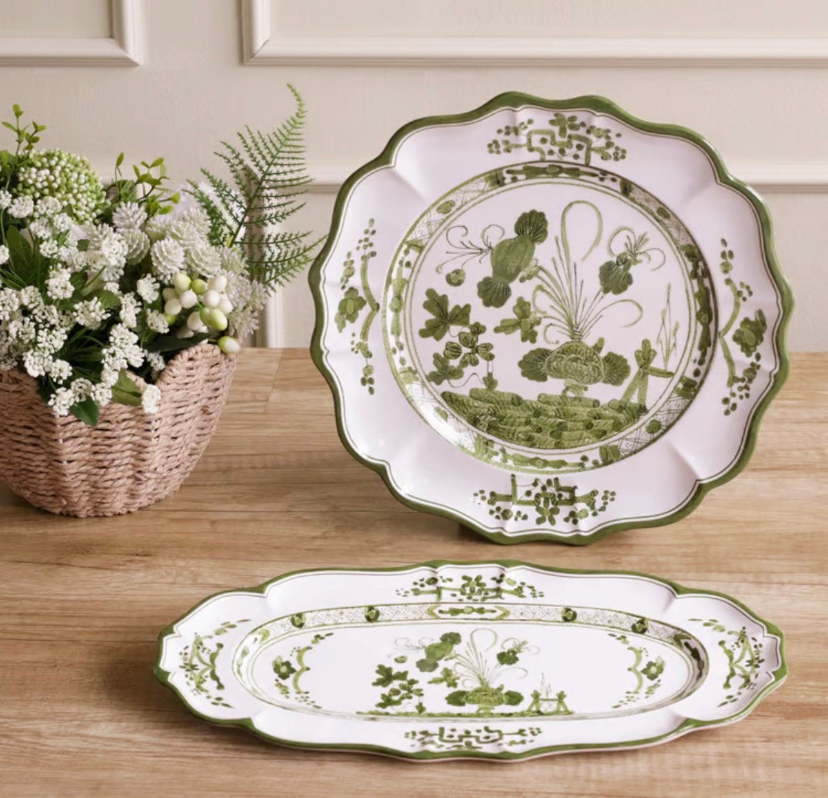 VIDA Faenza Long Oval Tray (Green and White)