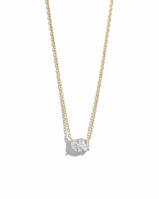 Oval Pendant Necklace: Gold