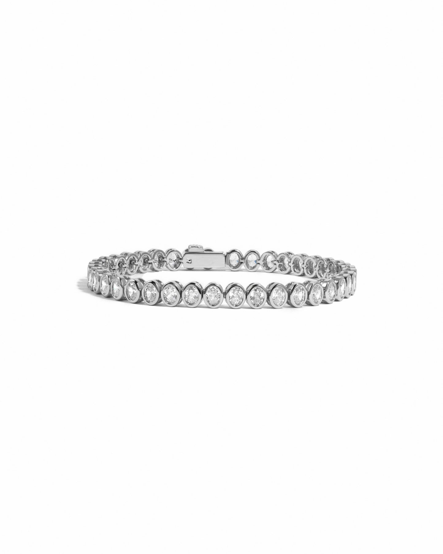Oval Bezel Tennis Bracelet: Gold / 6.75"