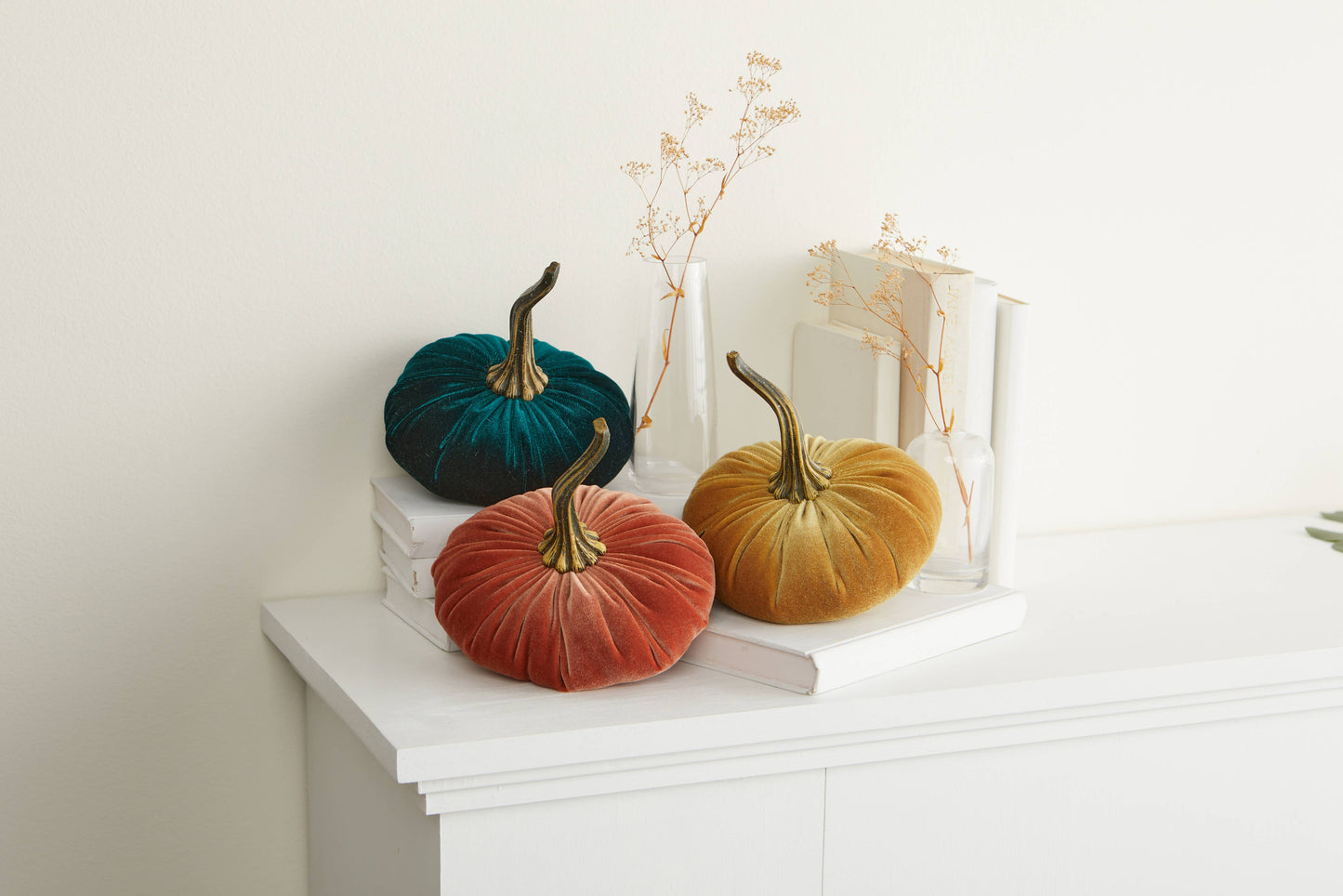 Pumpkin Large Velvet- Avocado
