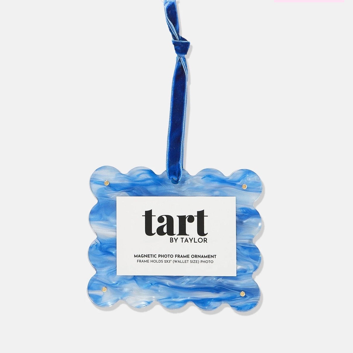 Scalloped Frame Ornament - Blue Marble