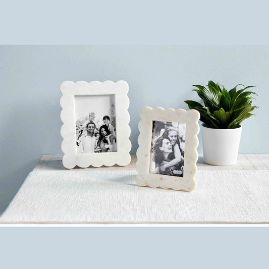 Small Scalloped Marble Frame