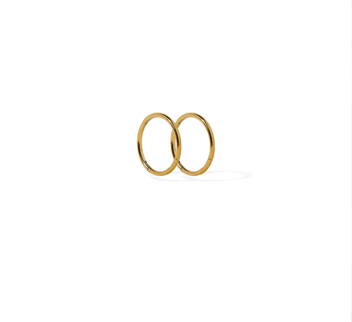 Huggie Infinity Hoop Earrings - Ava Gold 8mm