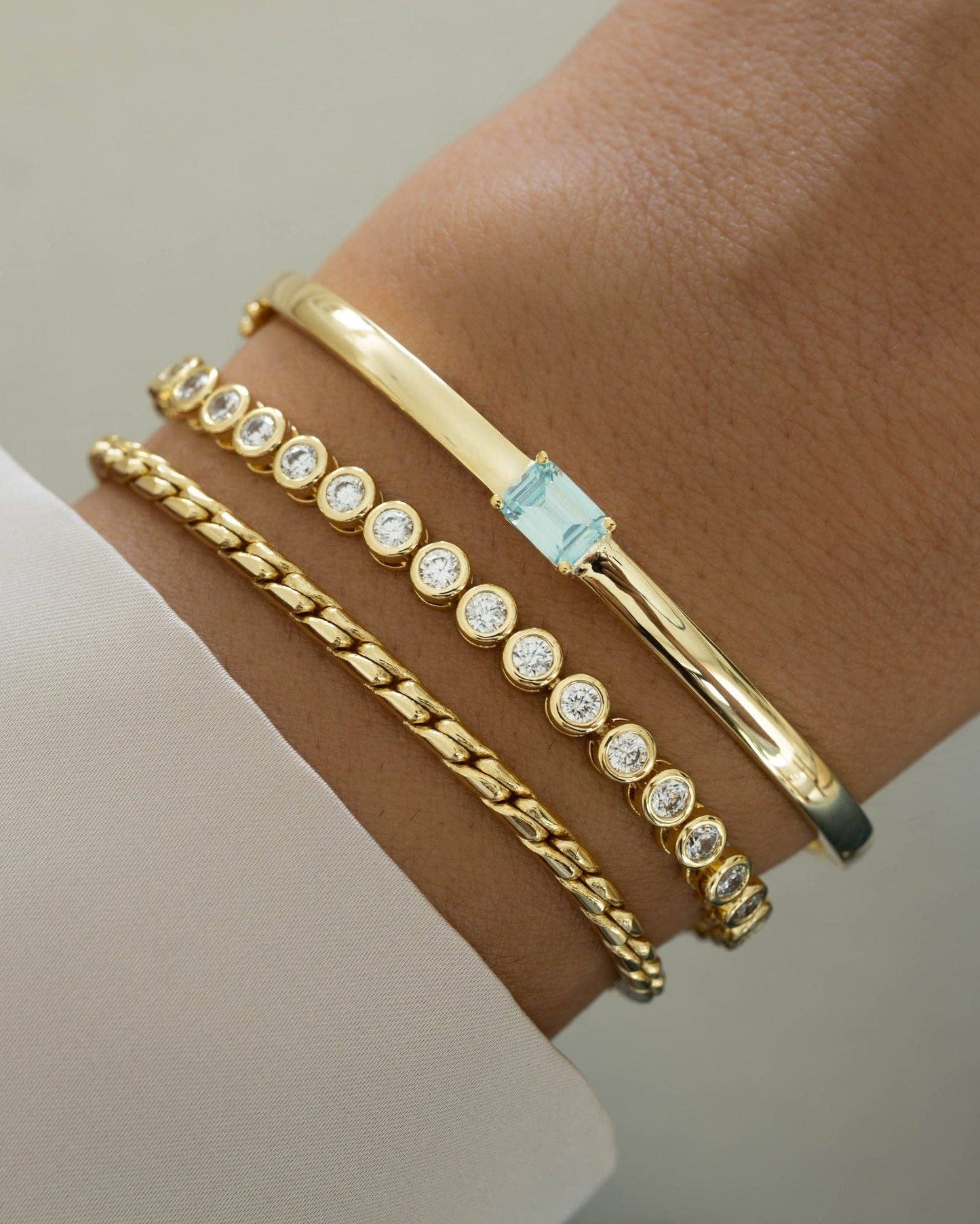 3mm Round Bezel Tennis Bracelet: Gold / 6.25"