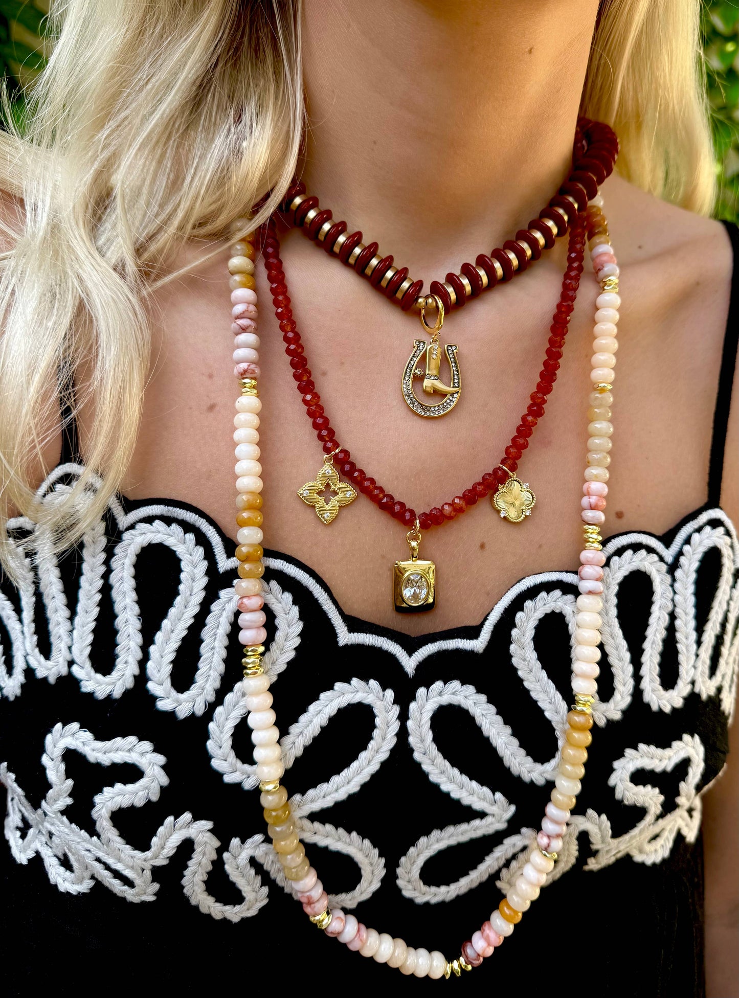 Leni Brown Beaded Necklace with Horseshoe and Boot Charm