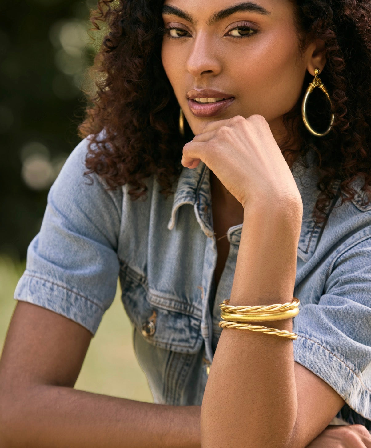 TWIST ALL WEATHER BANGLE® - Aura