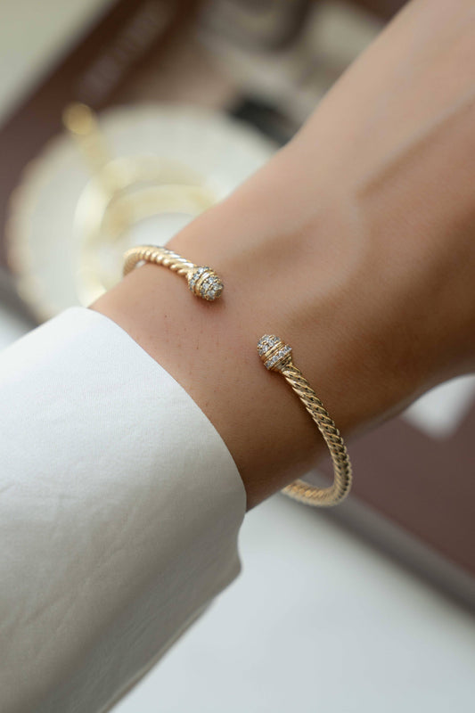 Twisted Bangle Cuff: Gold / 6.25"
