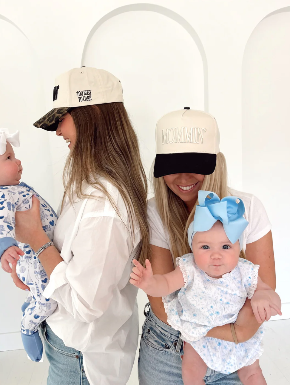 Mommin' - Black Vintage Trucker Hat: Cheetah