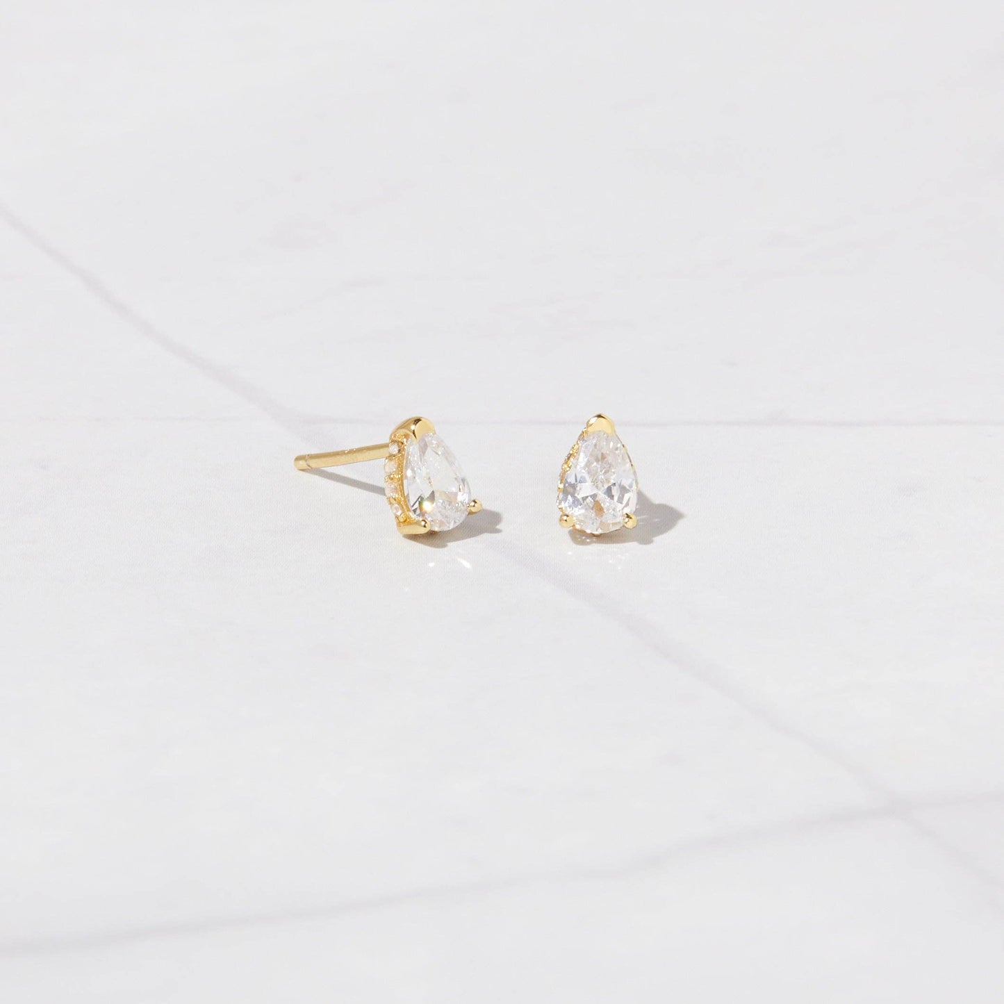 Pear Studs: Gold