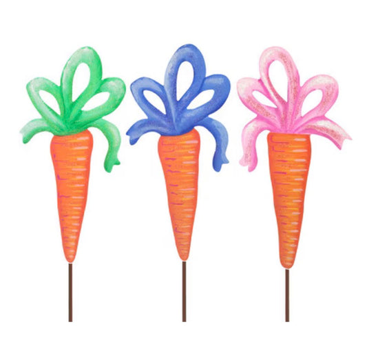 Ribbon Top Carrot