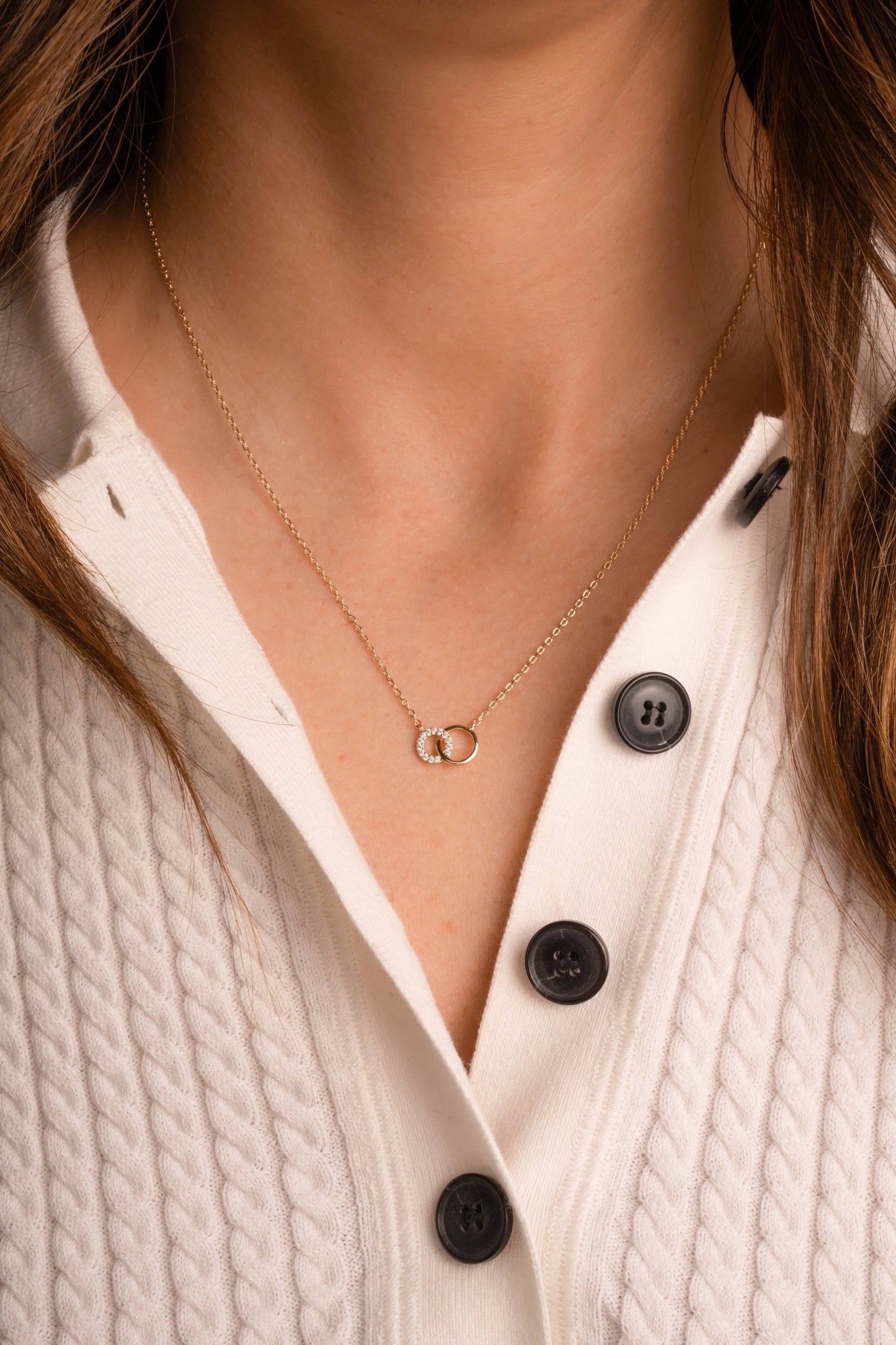 Circle Link Necklace: Gold
