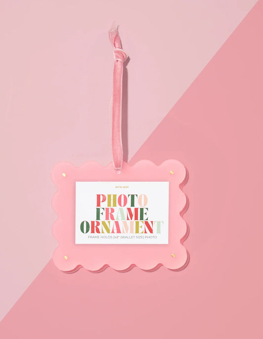 Scalloped Frame Ornament - Light Pink