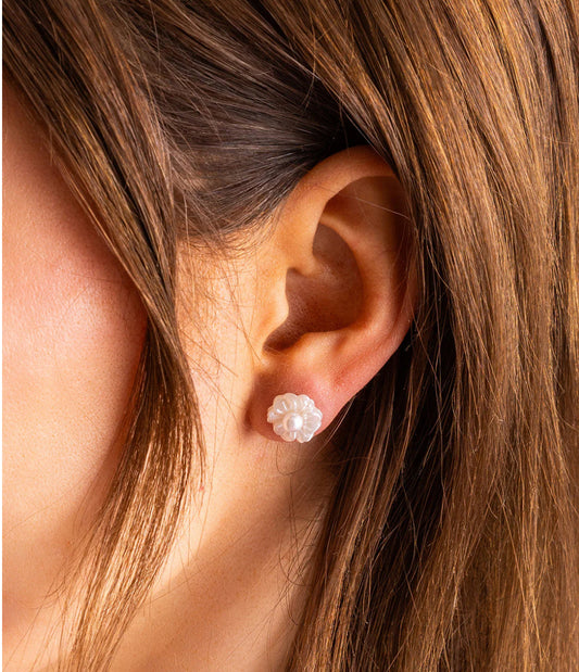 Amelia Pearl Flower Stud