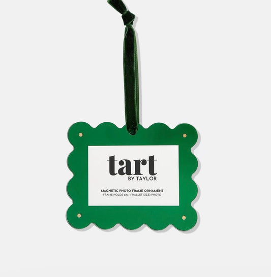 Scalloped Frame Ornament - Green Chrome