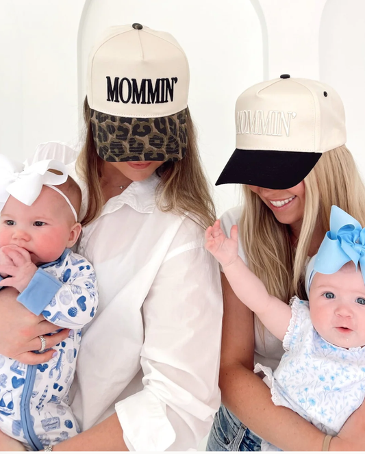 Mommin' - Black Vintage Trucker Hat: Cheetah
