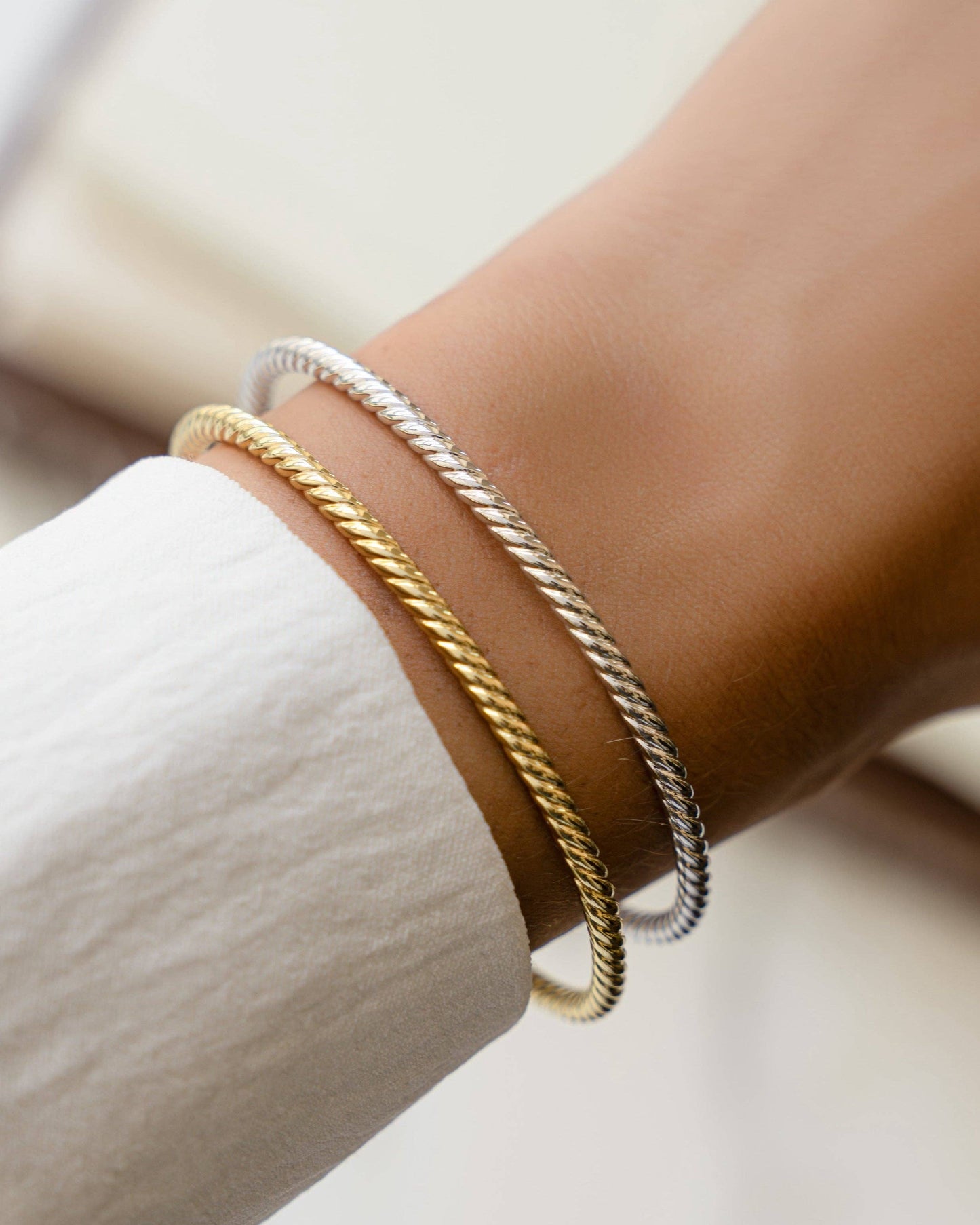 Twisted Bangle Cuff: Gold / 6.25"