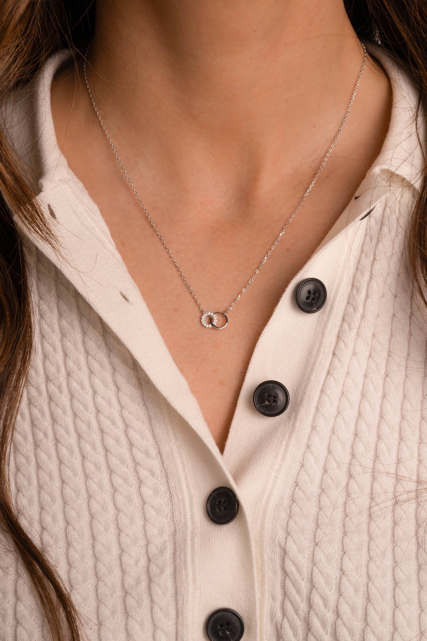 Circle Link Necklace: Gold