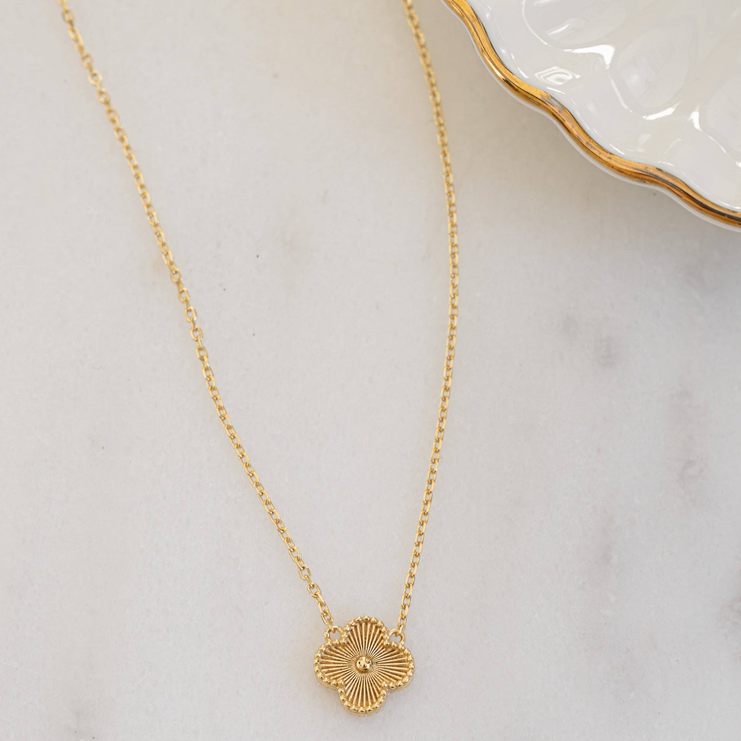 Ella Four Leaf Clover Necklace: Gold