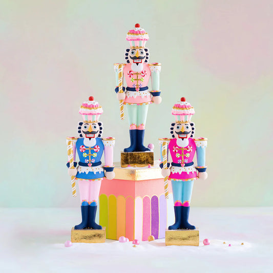 Rainbow Colonel Cupcake, Tabletop Edition