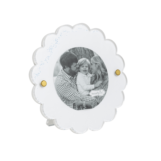 Mini White Scalloped Frame