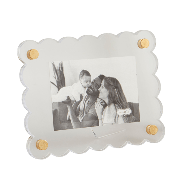 Scalloped Acrylic Frame