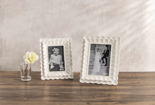 Scalloped Ceramic Frame
