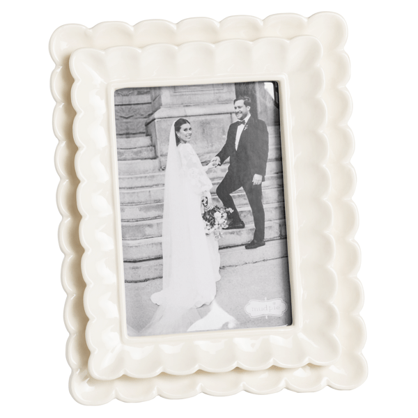 Scalloped Ceramic Frame