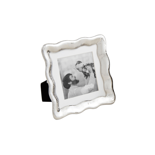 Wavy Metal Frame